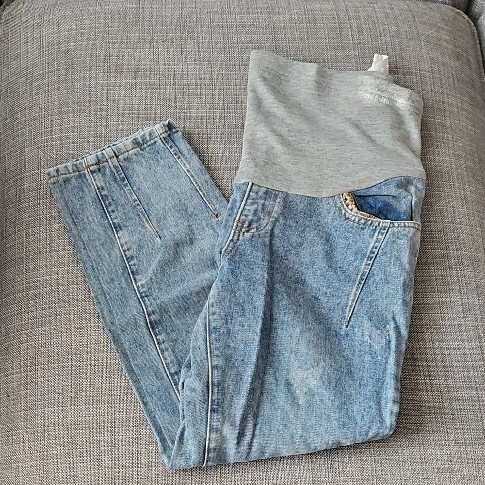 Women's Light Blue Maternity Jeans